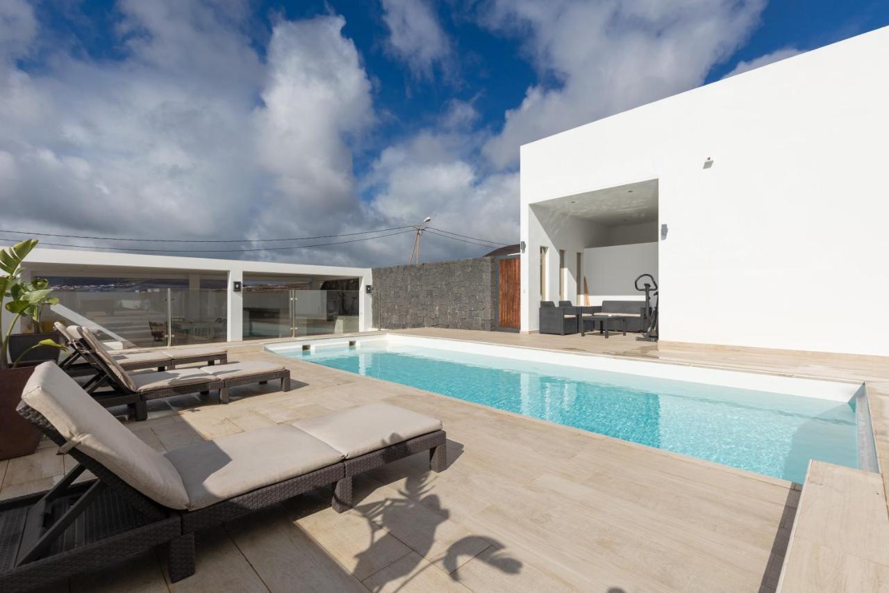 Villa Serenity Tías Buitenkant foto