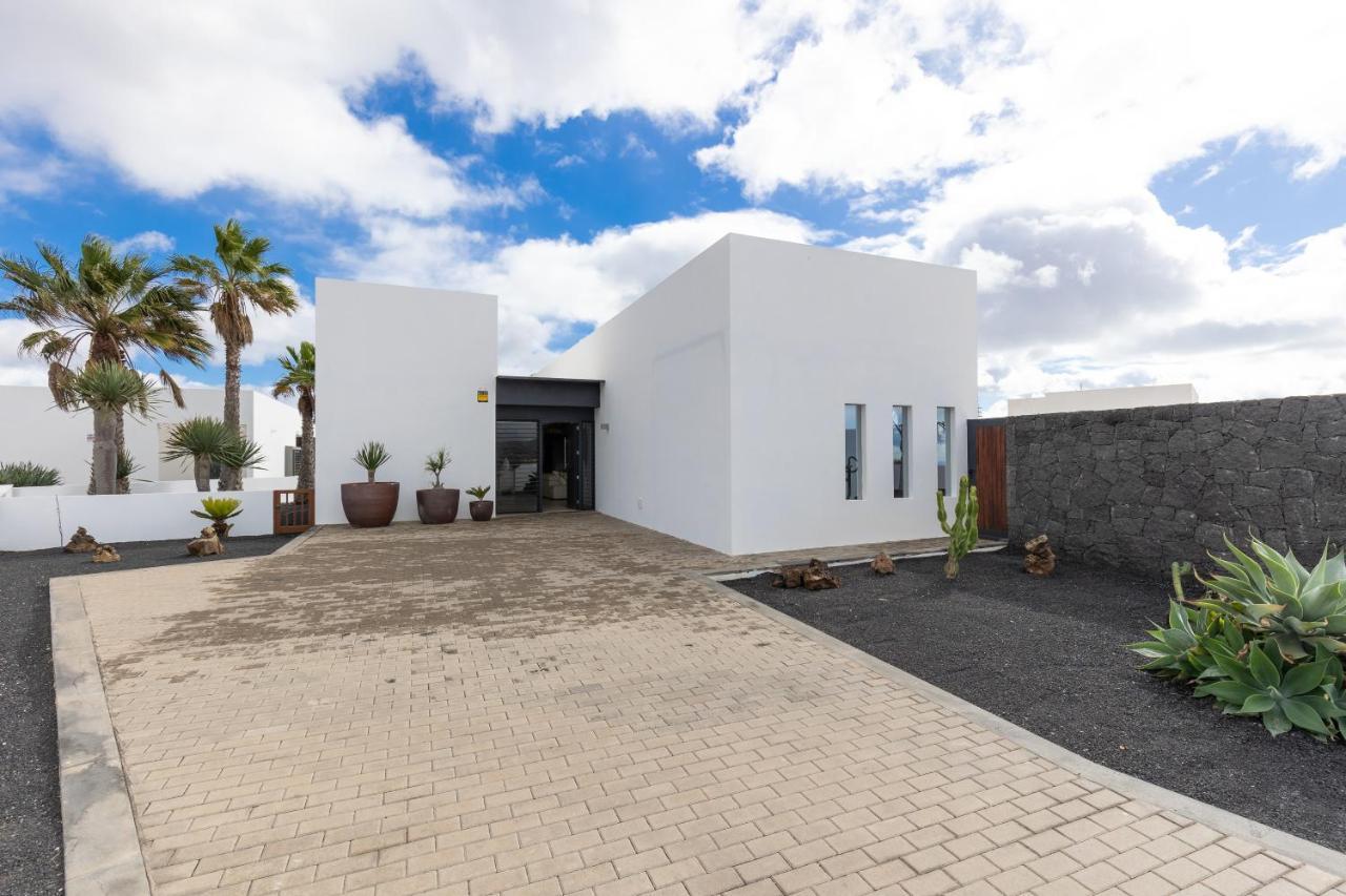 Villa Serenity Tías Buitenkant foto